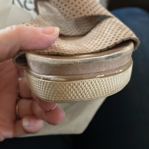 Eileen Fisher platform wedge sport sandals - Picture 10 of 10